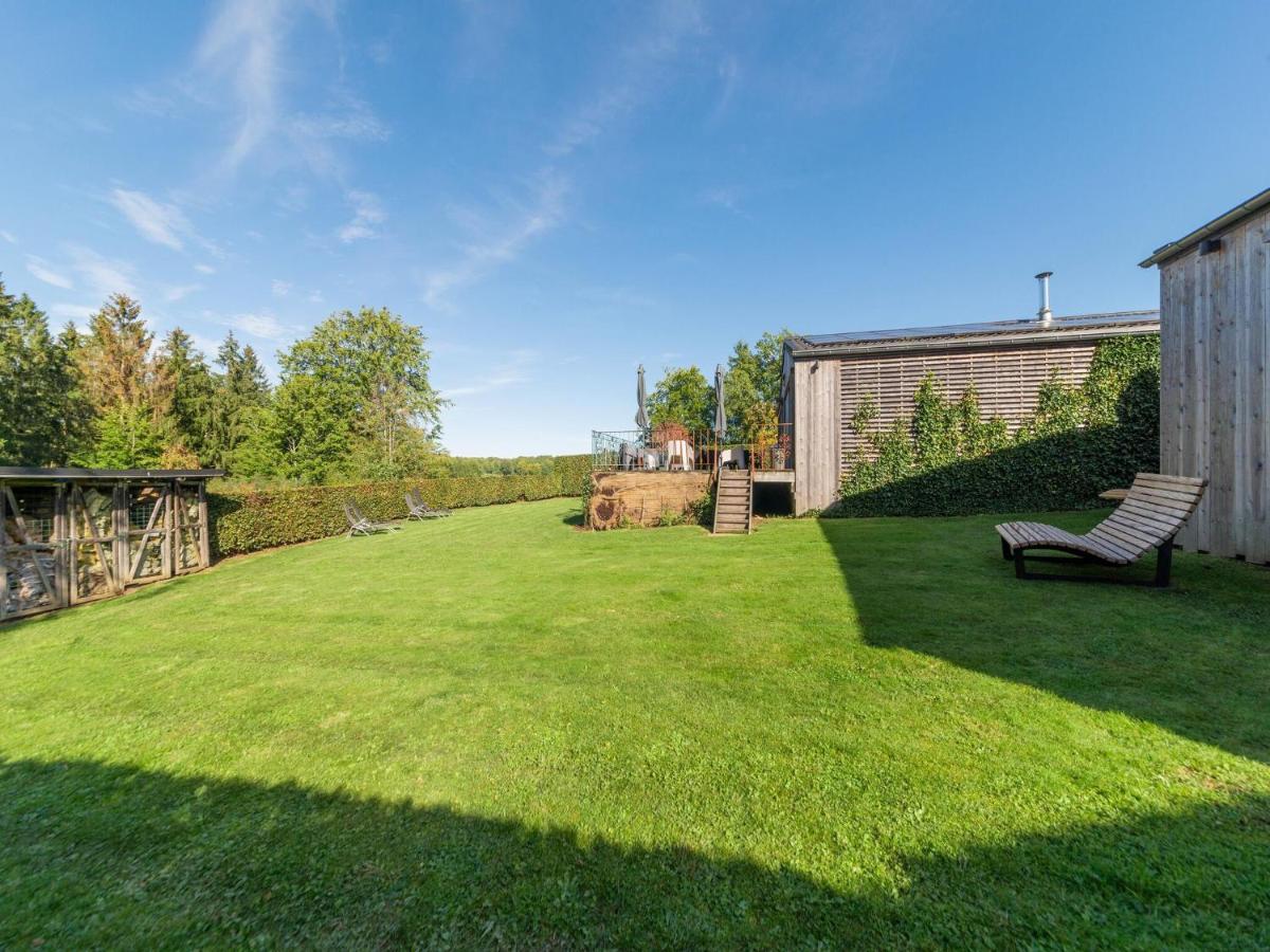 Lush Chalet Near Lake Of B Tgenbach Wirtzfeld Exterior photo